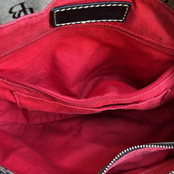 Dooney & Bourke Signature print gray/black satchel/Crossbody Silvertone buckle - Picture 12 of 12